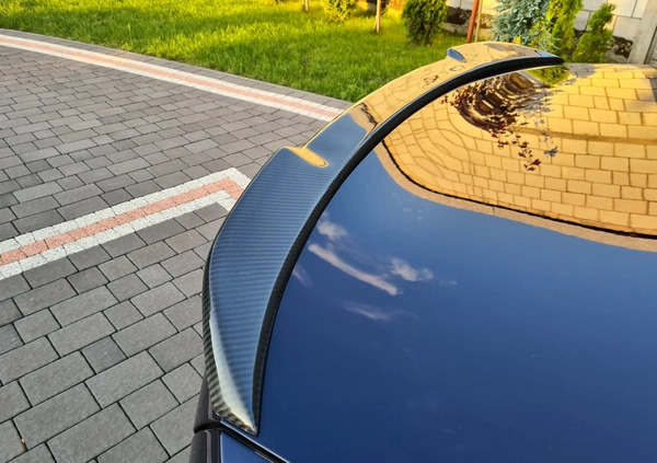 BMW Seria 3 cena 195000 przebieg: 177000, rok produkcji 2019 z Sandomierz małe 781